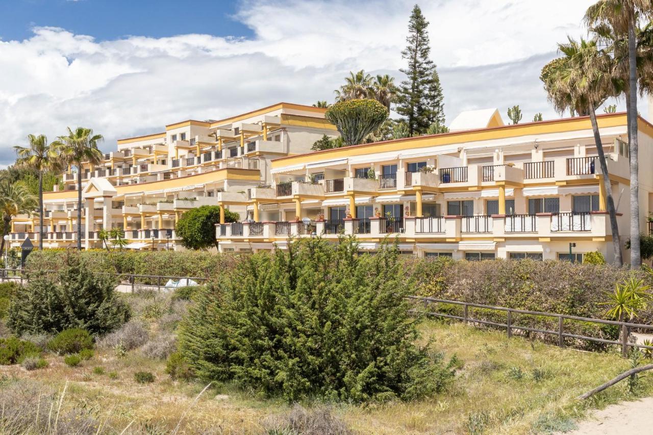Oleholidays 806 Romana Playa Primera Línea De Playa Marbella